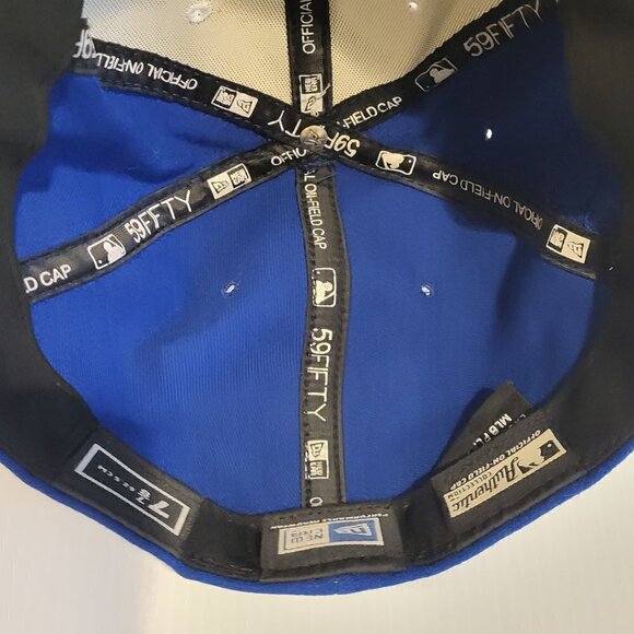 Toronto Blue Jays New Era 59Fifty MLB Baseball Hat Cap Fitted Size 7 7/8 AL East - Picture 13 of 16